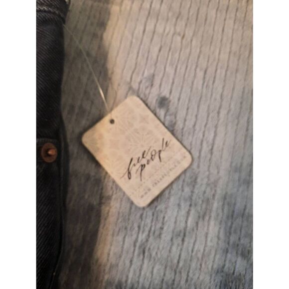 NWT Free People We The Free size 25 Black Denim Cut Off Shorts - Picture 4 of 5